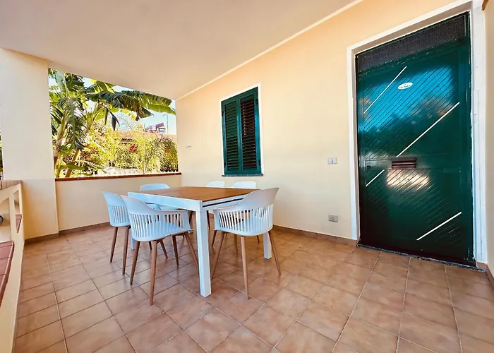 Villa Paglianiti - Your Family Residence!